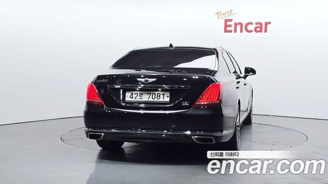 Genesis EQ900 4