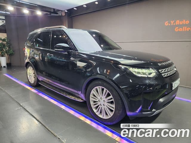 Land Rover Discovery 5 — 1