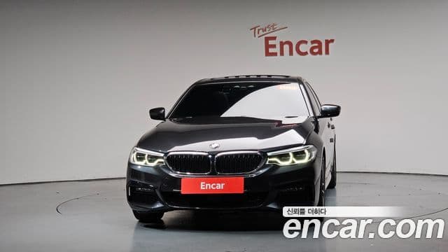 BMW 5 Series (G30) 2