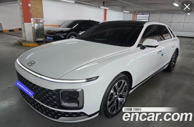 Hyundai Grandeur (GN7) 1