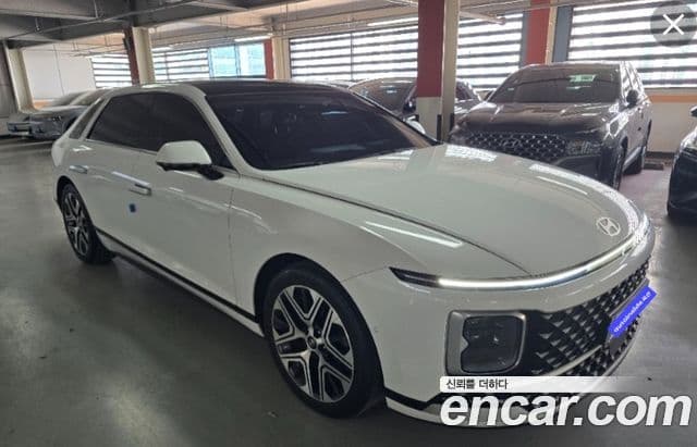 Hyundai Grandeur (GN7) 2
