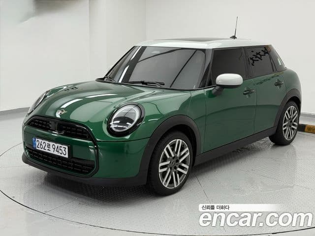 MINI Cooper C 4th Gen 1