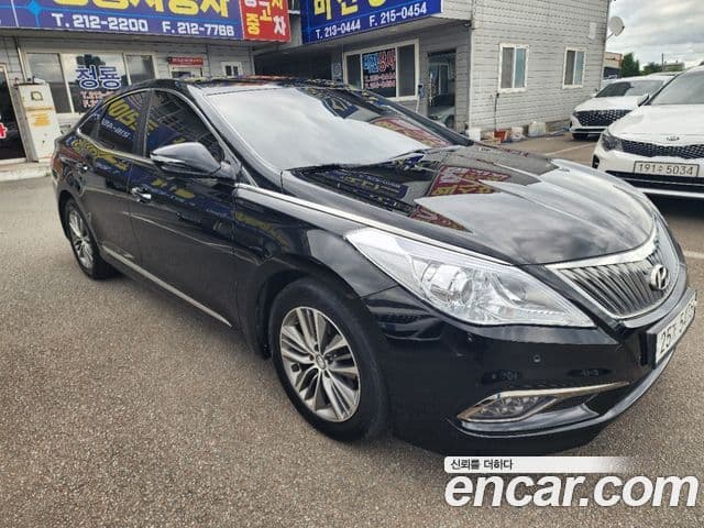 Hyundai Grandeur HG 1