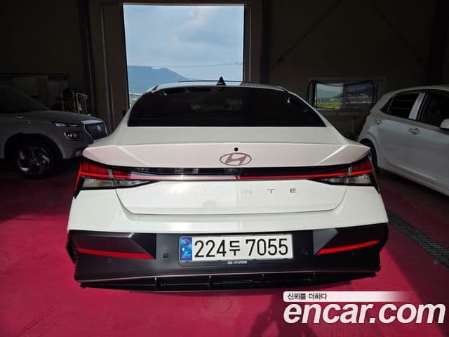 Hyundai The New Avante (CN7) 3