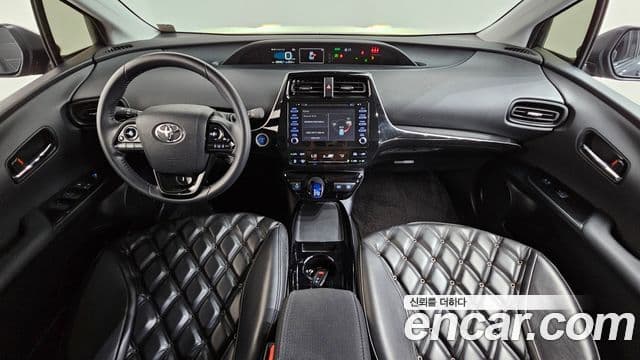 Toyota Prius 4th Gen 4