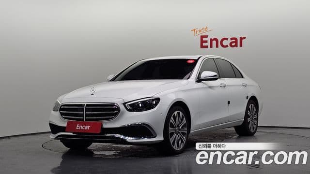 Mercedes-Benz E-Class W213 1