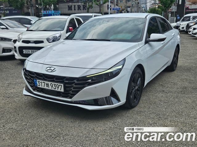 Hyundai Avante (CN7) — 1