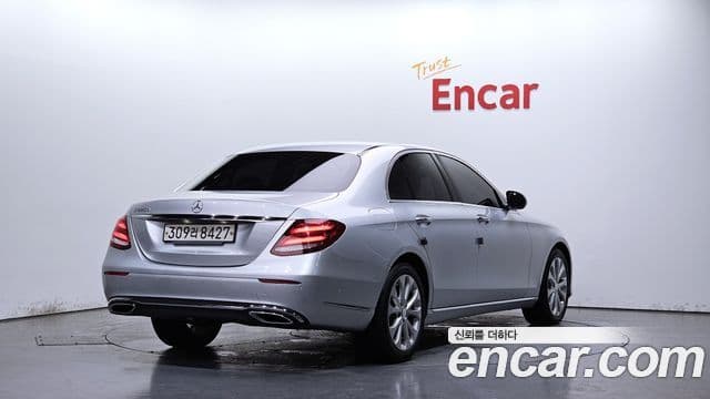 Mercedes-Benz E-Class W213 2