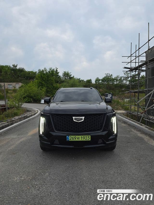 Cadillac Escalade 5th Gen 3