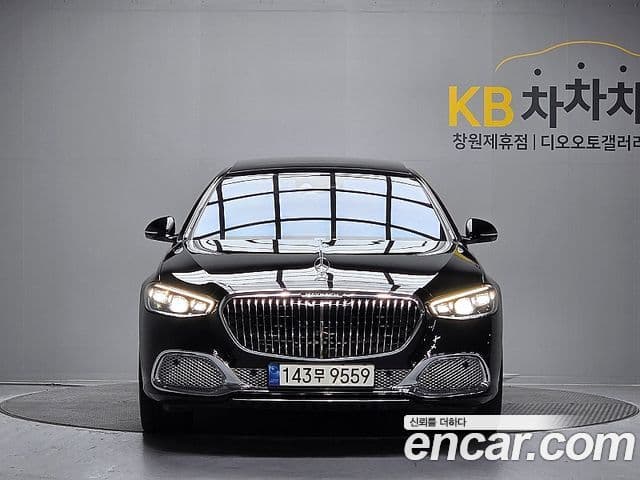 Mercedes-Benz S-Class W223 2