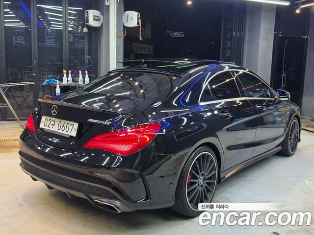Mercedes-Benz CLA-Class C117 3