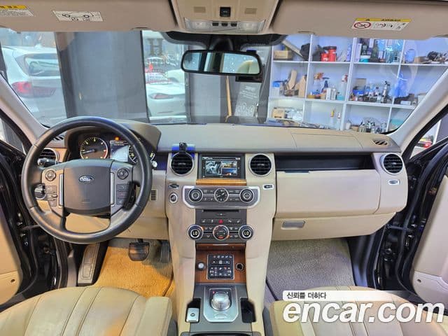 Land Rover Discovery 4 4