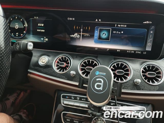 Mercedes-Benz E-Class W213 1