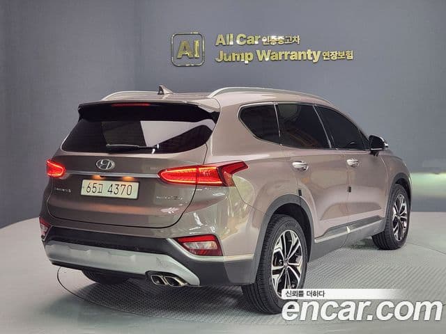 Hyundai Santa Fe TM 2
