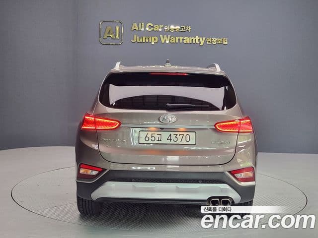 Hyundai Santa Fe TM 4