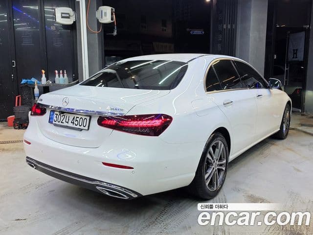 Mercedes-Benz E-Class W213 3