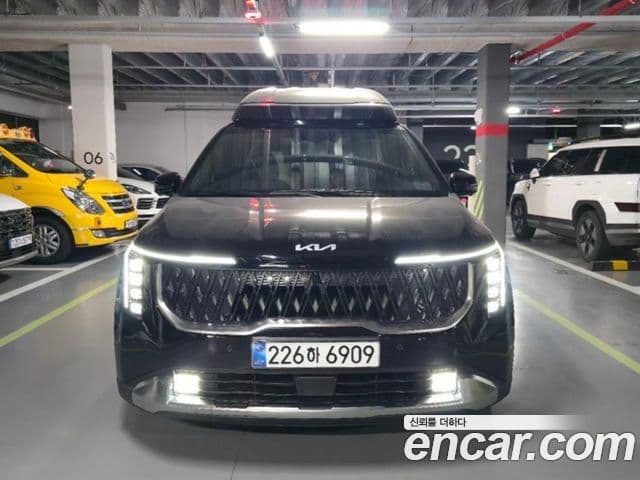 Kia The New Carnival 4th Gen — 1