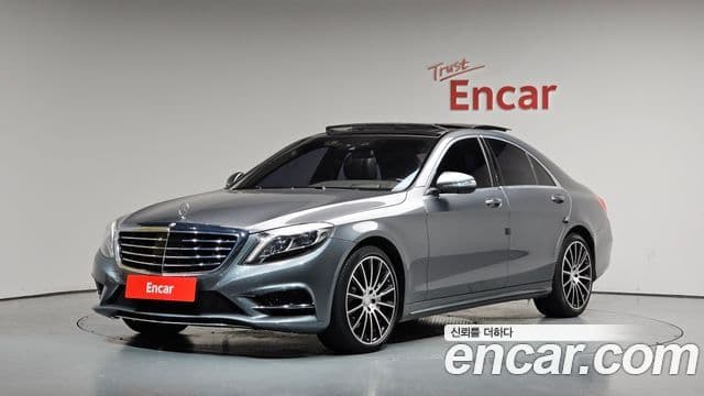 Mercedes-Benz S-Class W222