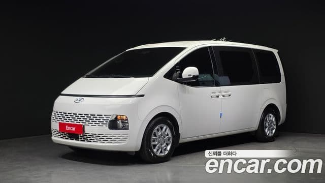 Hyundai Staria