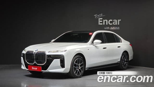 BMW 7 Series (G70)