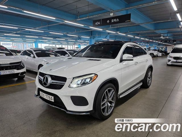 Mercedes-Benz GLE-Class W166