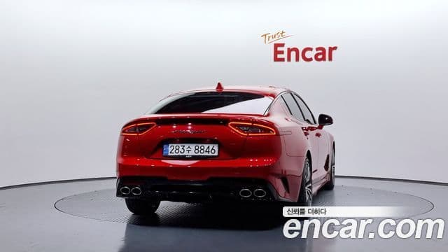 Kia Stinger 4