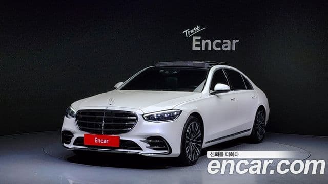 Mercedes-Benz S-Class W223 1