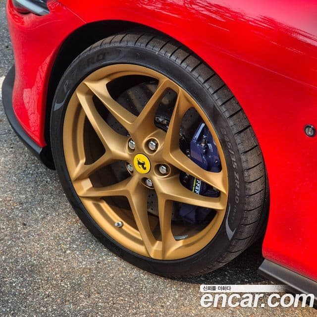 Ferrari 로마 2