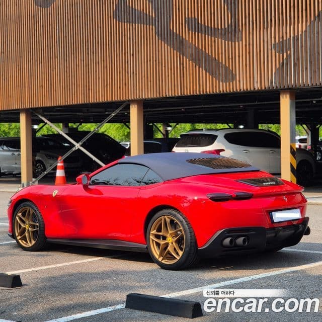 Ferrari 로마 3