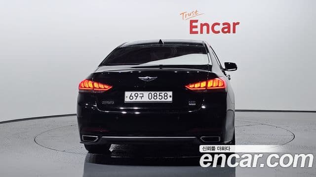 Hyundai Genesis DH 4