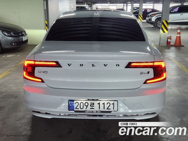 Volvo S90 3