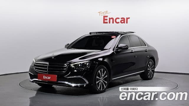 Mercedes-Benz E-Class W213 1