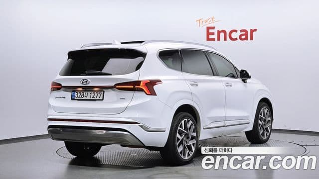 Hyundai The New Santa Fe 2