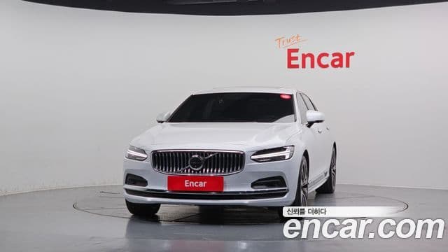 Volvo S90 3