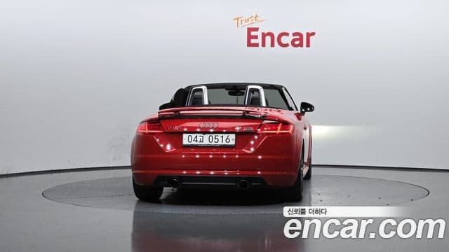 Audi TT (8S) 4