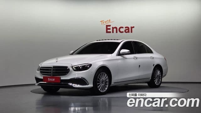 Mercedes-Benz E-Class W213 1