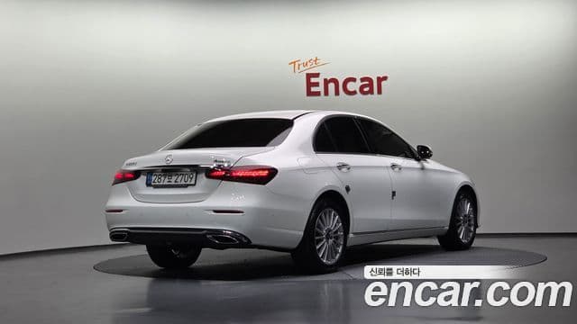 Mercedes-Benz E-Class W213 2