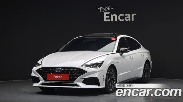Hyundai Sonata (DN8) 1