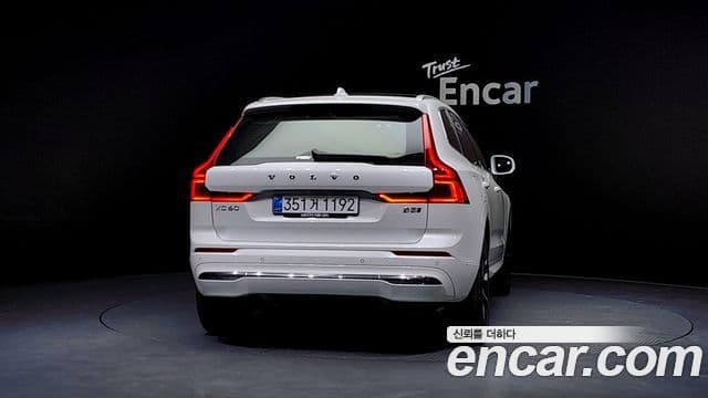 Volvo XC60 2nd Gen 4