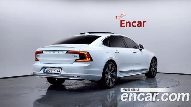 Volvo S90 2