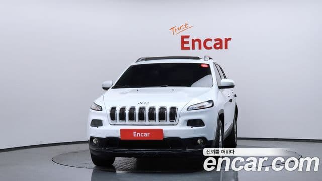 Jeep Cherokee (KL) 3