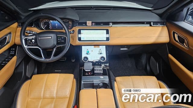 Land Rover Range Rover Velar 4