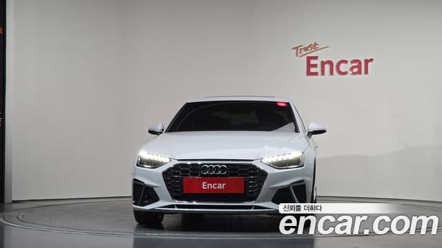 Audi A4 (B9) 3