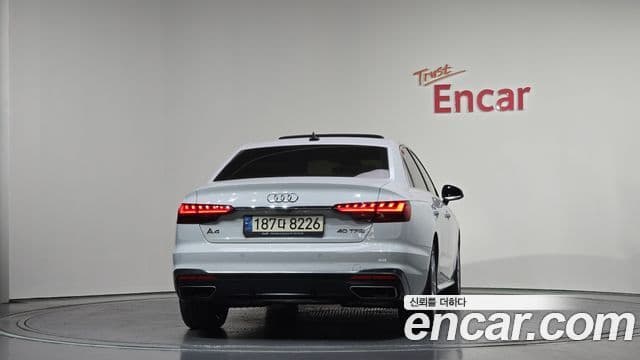Audi A4 (B9) 4