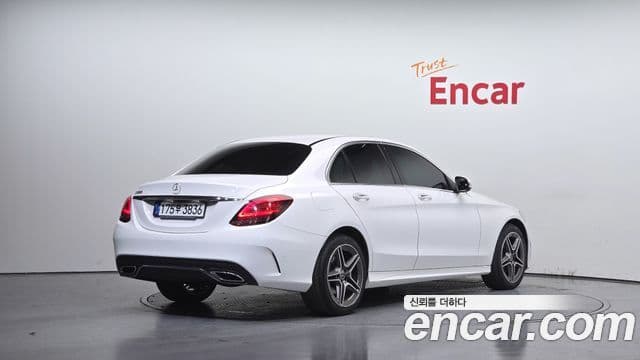 Mercedes-Benz C-Class W205 2