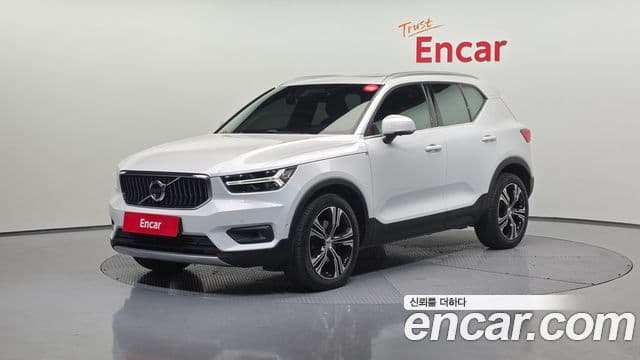 Volvo XC40 1