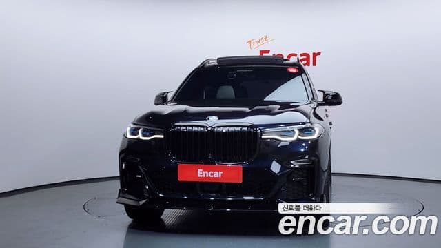 BMW X7 (G07) 3