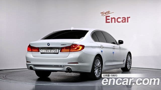 BMW 5 Series (G30) 2
