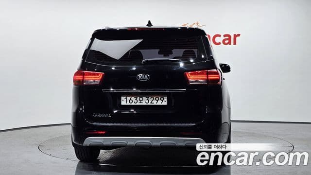 Kia All New Carnival 4