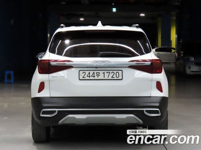 Kia Seltos 4